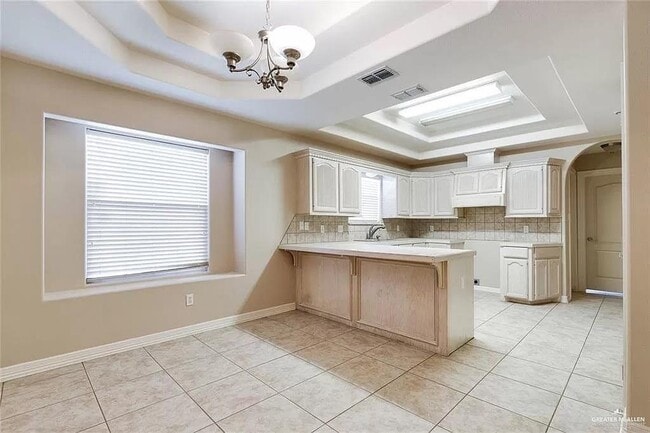 2816 N 45th St