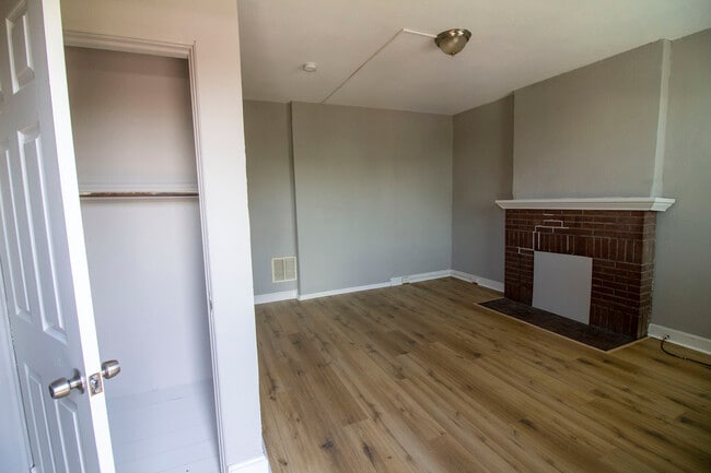 Photo - 2835 Miami St Unit 2835 A