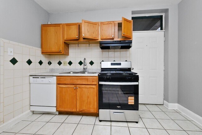 Photo - One Bedroom Unit in South Shore