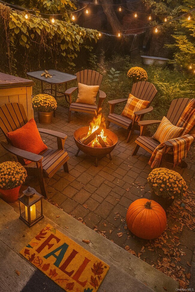 Photo - 987 Halsey St Unit 1