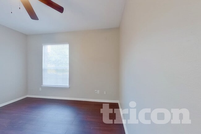 Photo - 107 Evening Star Cir