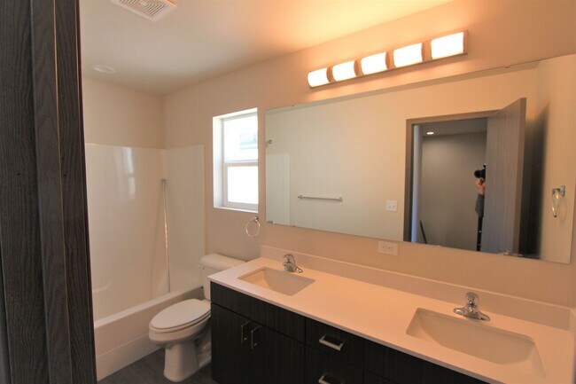 Photo - Modern design 3-bed, 2.5-bath duplex available August 10th!! Unit 1025 Greenfield Dr