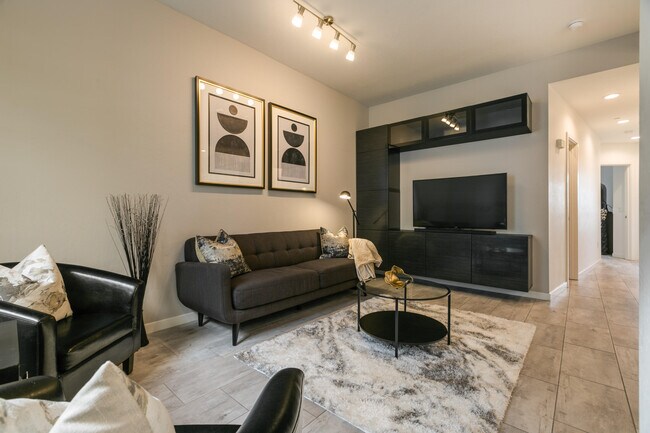 Building Photo - 3600 Central Ave SE Unit 210