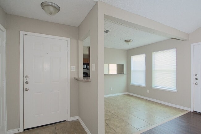 Photo - 6327 Porterway Dr