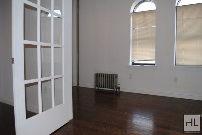 Photo - EASTERN PARKWAY / NO FEE / Spacious 2-Bed 1-Bath Crown Heights / Prospect Park Unit 1A
