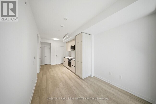 Photo - 110 Broadway Ave Unité 1113S
