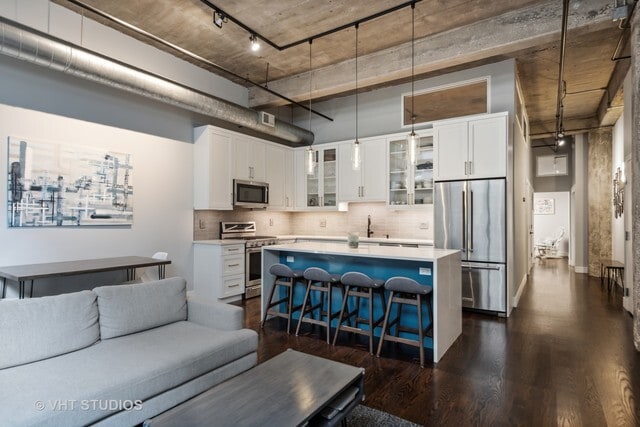 843 W Adams St Unit 310