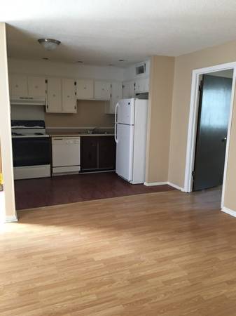 Kitchen Area - Windsor Place Apartments