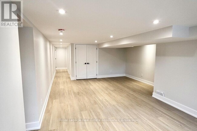 Photo - 246 Marlborough St Unité 5