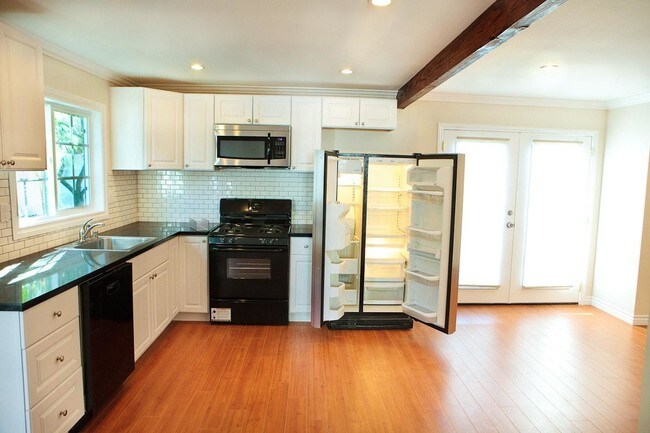 Photo - 128 S Brighton St Unidad 2