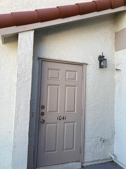 Photo - 1041 Country Club Dr