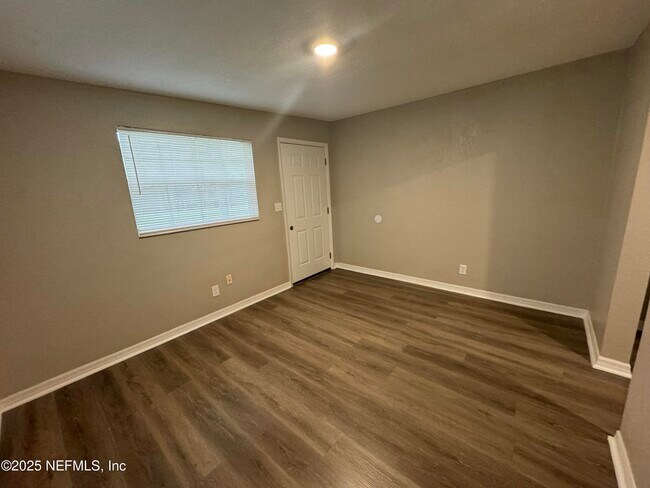 Photo - 3341 Westlake Ave Casa