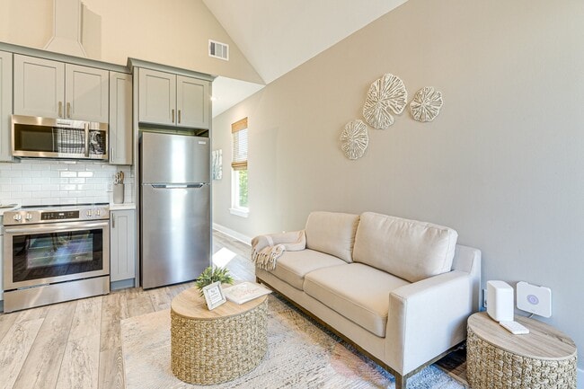 Building Photo - 1411 30th St