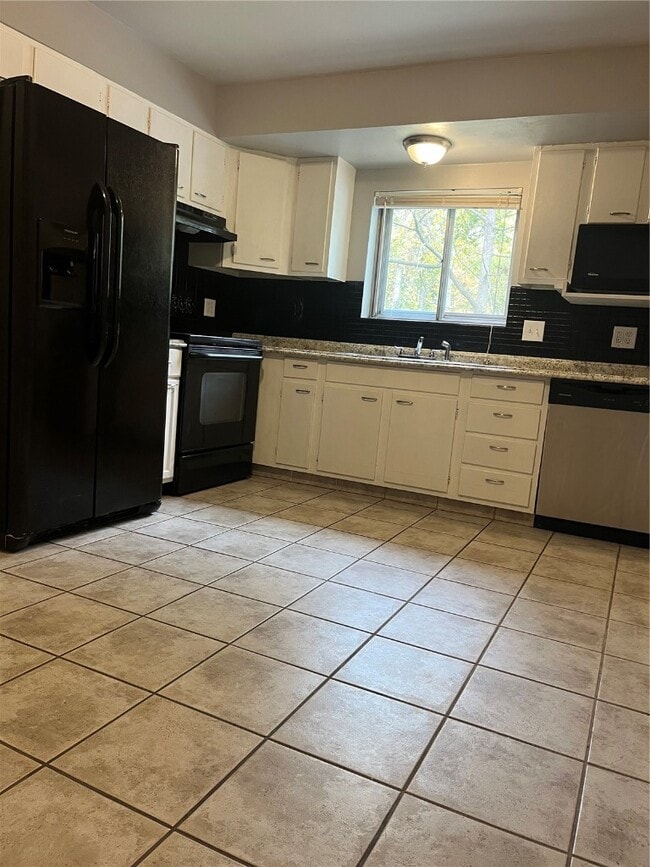 Photo - 1119 Port Diane Dr