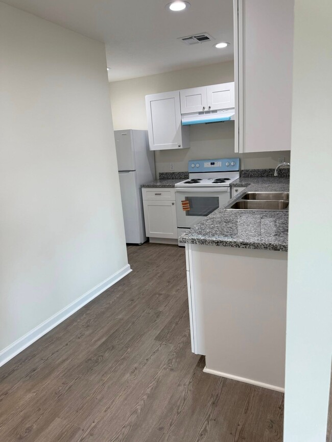 Photo - Orleans Apartments