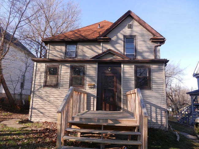 Photo - 726 Furman St House