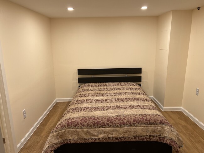 Photo - 218 Lynhaven Dr Unit Basement