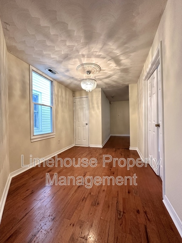 Photo - 305 Hardy Ave