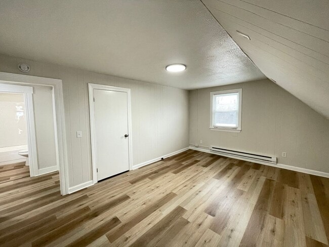 43 Ashland St Unit 3