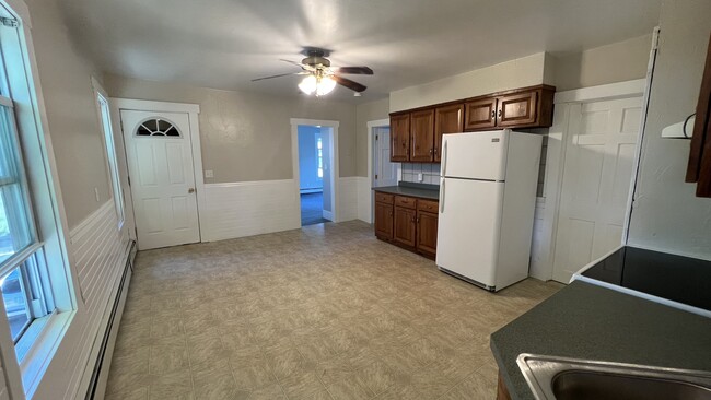 Photo - 14 Main St Unit 2