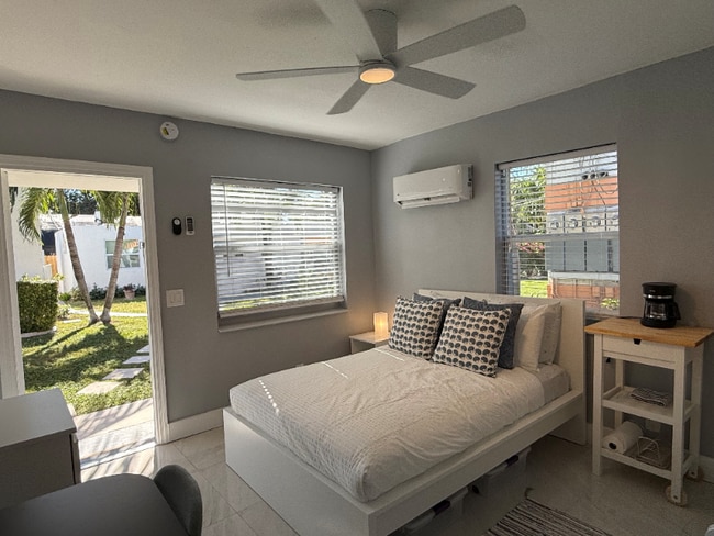 Building Photo - 11050 Biscayne Blvd Rental