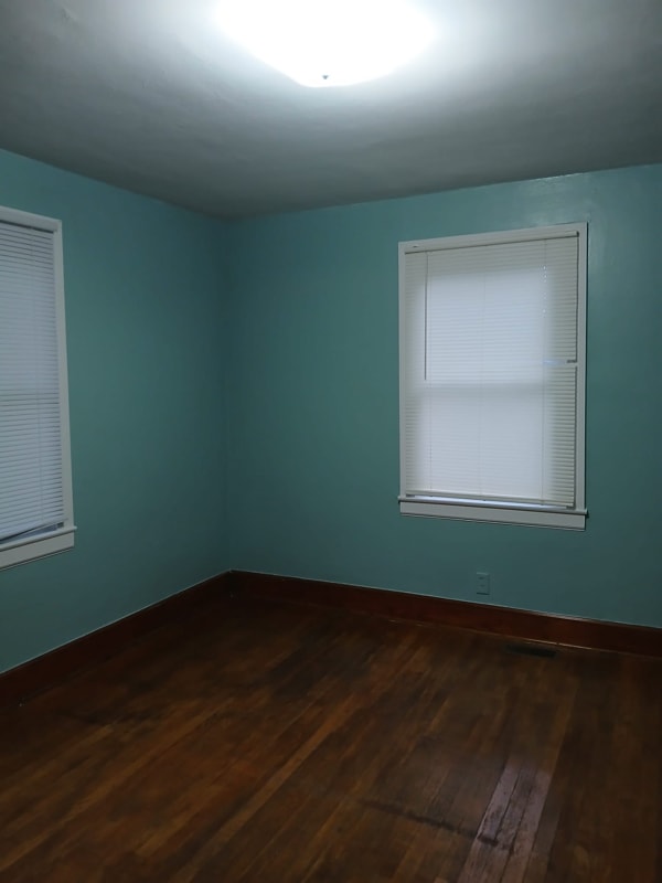 Photo - 1555 Myrtle Ave