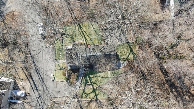 Photo - 7 Yucca Rd Unit Lower