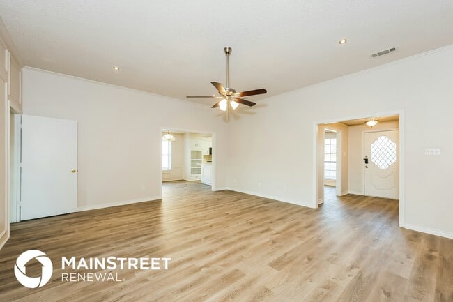 Photo - 1617 James Good Ln