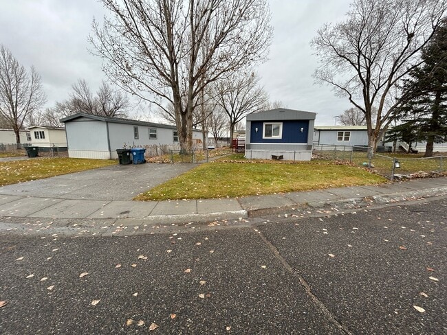 123 Opal Dr