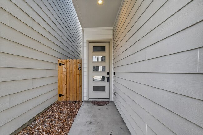 Photo - 7707 Johanna Pk Dr