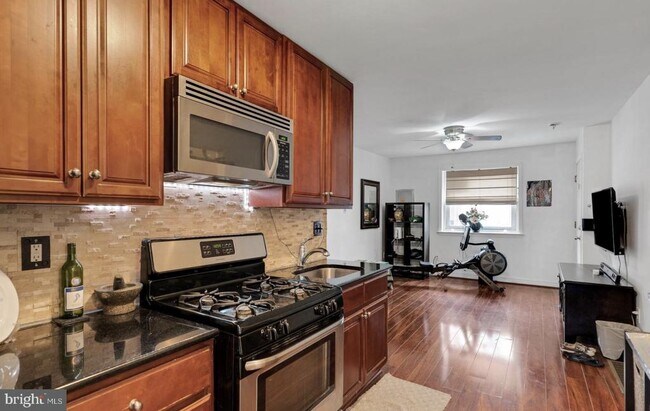 Photo - 406 Pierce St Unit 1