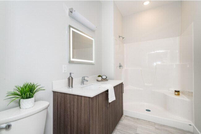 Photo - 16 Laurel St