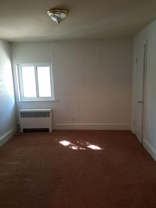 1742 Easton Rd Unit C