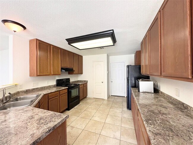 Photo - 2502 Perkins Pl