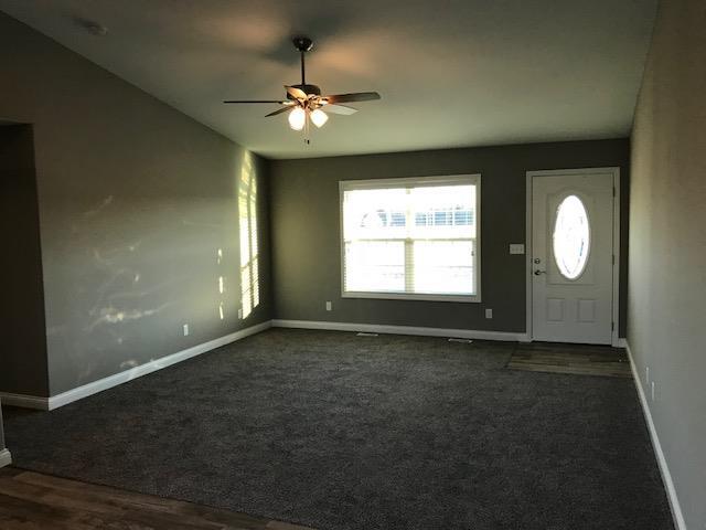 Photo - 411 Split Rail Dr
