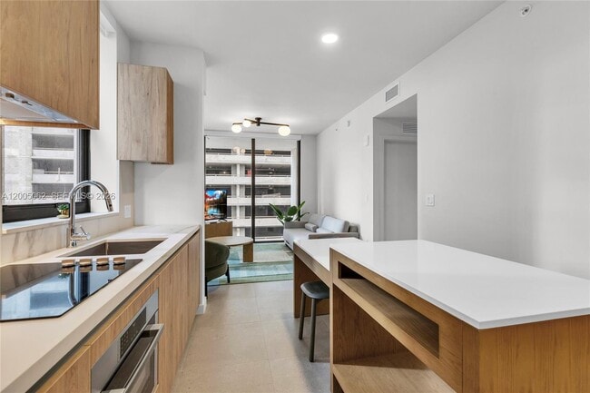 Photo - 11 NE 6th St Unit 407