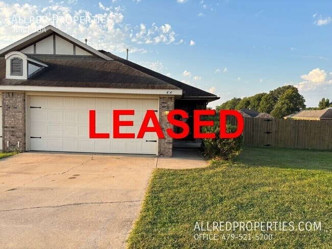 Building Photo - 4245 W Titus Dr Rental