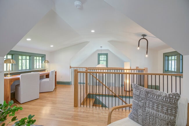 Photo - 431 W Park Ave