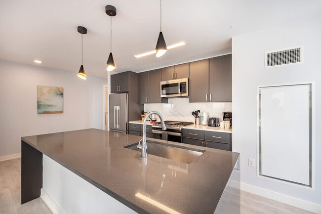 Photo - 333 Huguenot St Unit FL8-ID1039278P