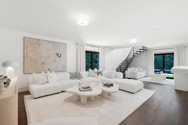 Photo - 1435 N Ocean Way