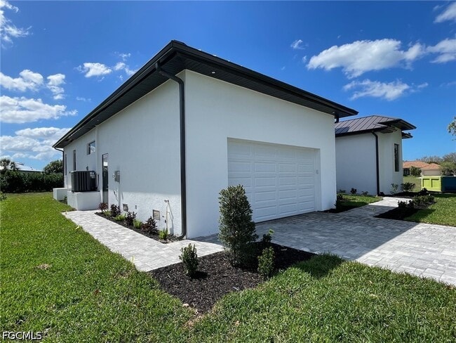 24249 Peppercorn Rd
