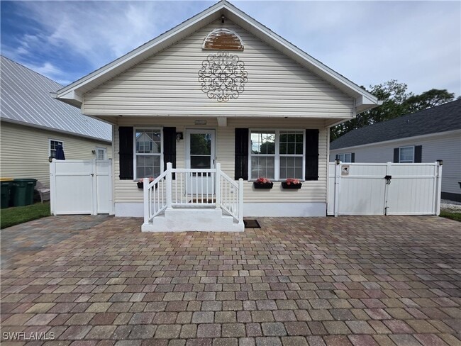 Building Photo - 286 Leawood Cir