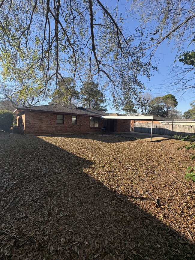 Photo - 439 E Rutgers Loop