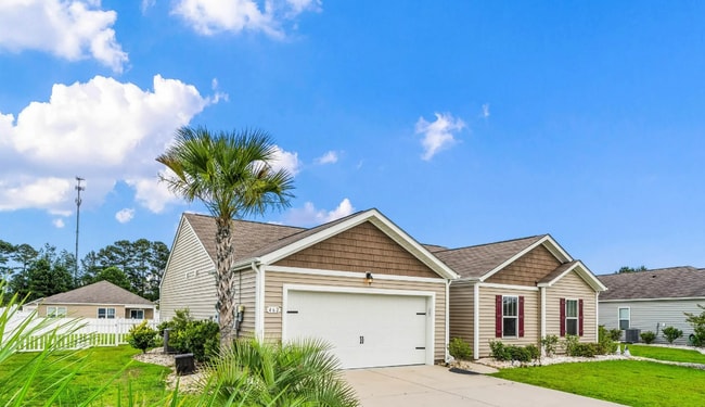 Photo - 462 Quinta St