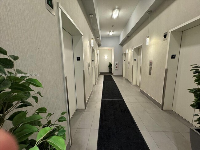 Photo - 1200 Brickell Bay Dr Unit 3405