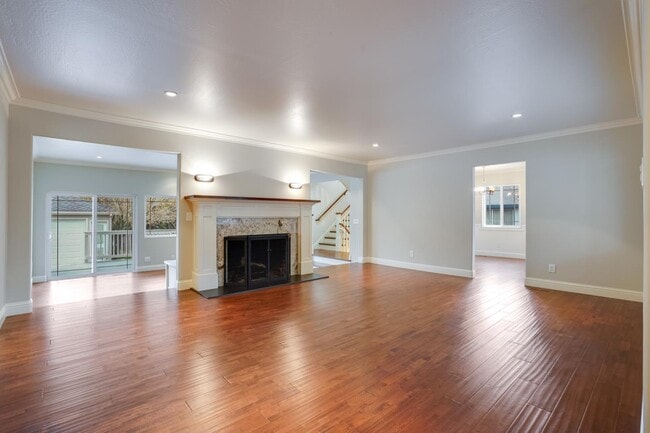 Photo - 1262 Edgewood Rd