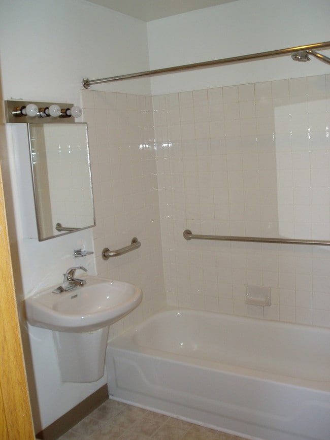 Sample Bathroom - Port Byron Apartments