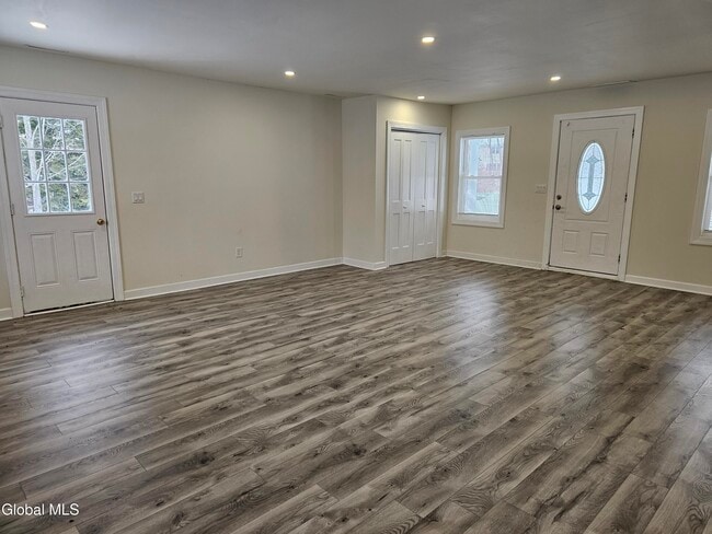 Photo - 489 Grooms Rd Unidad C