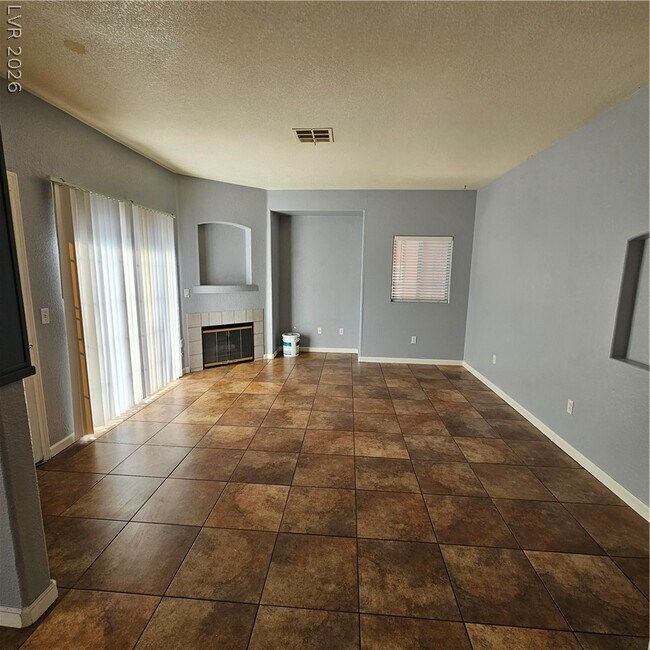 Photo - 4730 E Craig Rd Unit 1145