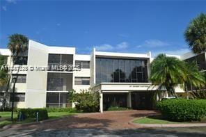 Building Photo - 491 Racquet Club Rd Unit 302